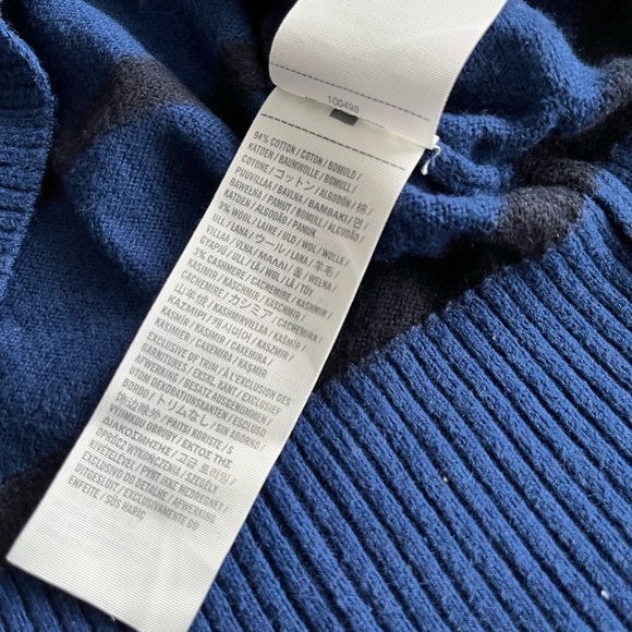 Abercrombie & Fitch Men’s Wool Cashmere Blended V Neck Sweater - Size XL - Picture 6 of 6